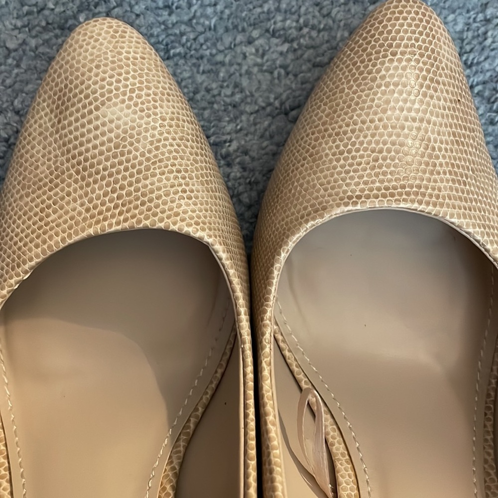 Women’s Express brand, beige color wedge dress shoes. Size 8. Worn a few times. - Picture 6 of 8